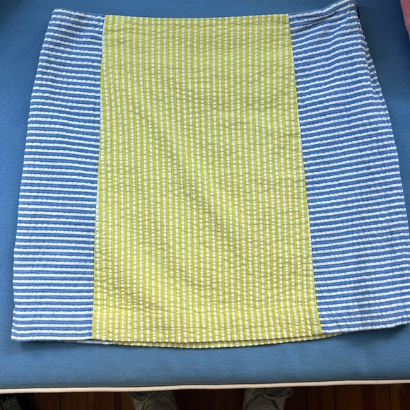Vineyard Vines Blue Yellow and White Skirt - Picture 2 of 3